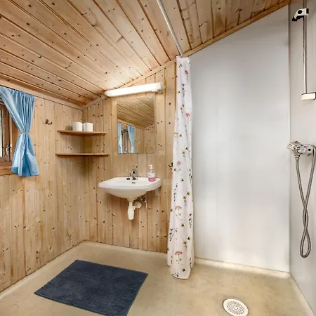 Holiday home Solbakken By Interhome Gjolanger