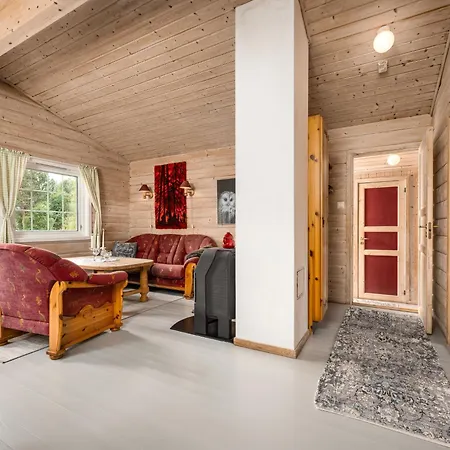 Solbakken By Interhome Gjolanger