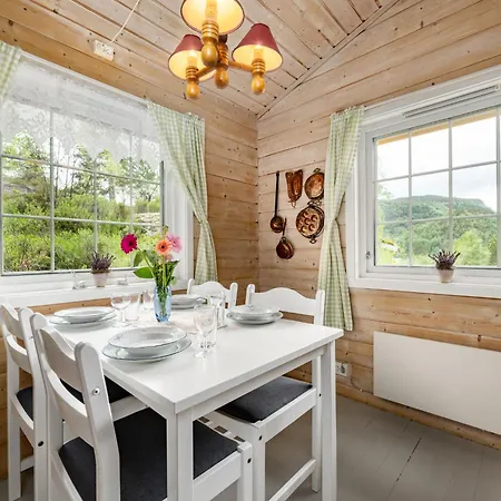 Ferienhaus Solbakken By Interhome Gjolanger